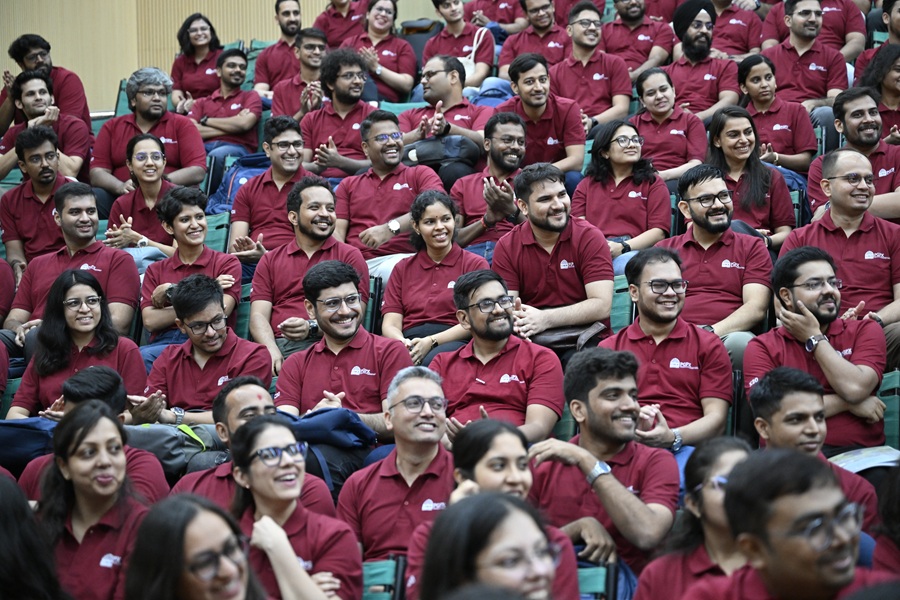 IIMA welcomes 158 high-calibre professionals to the  20 th batch of One-Year MBA-PGPX